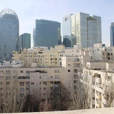 Bright Through Nest With View On La Defense Appartamento
